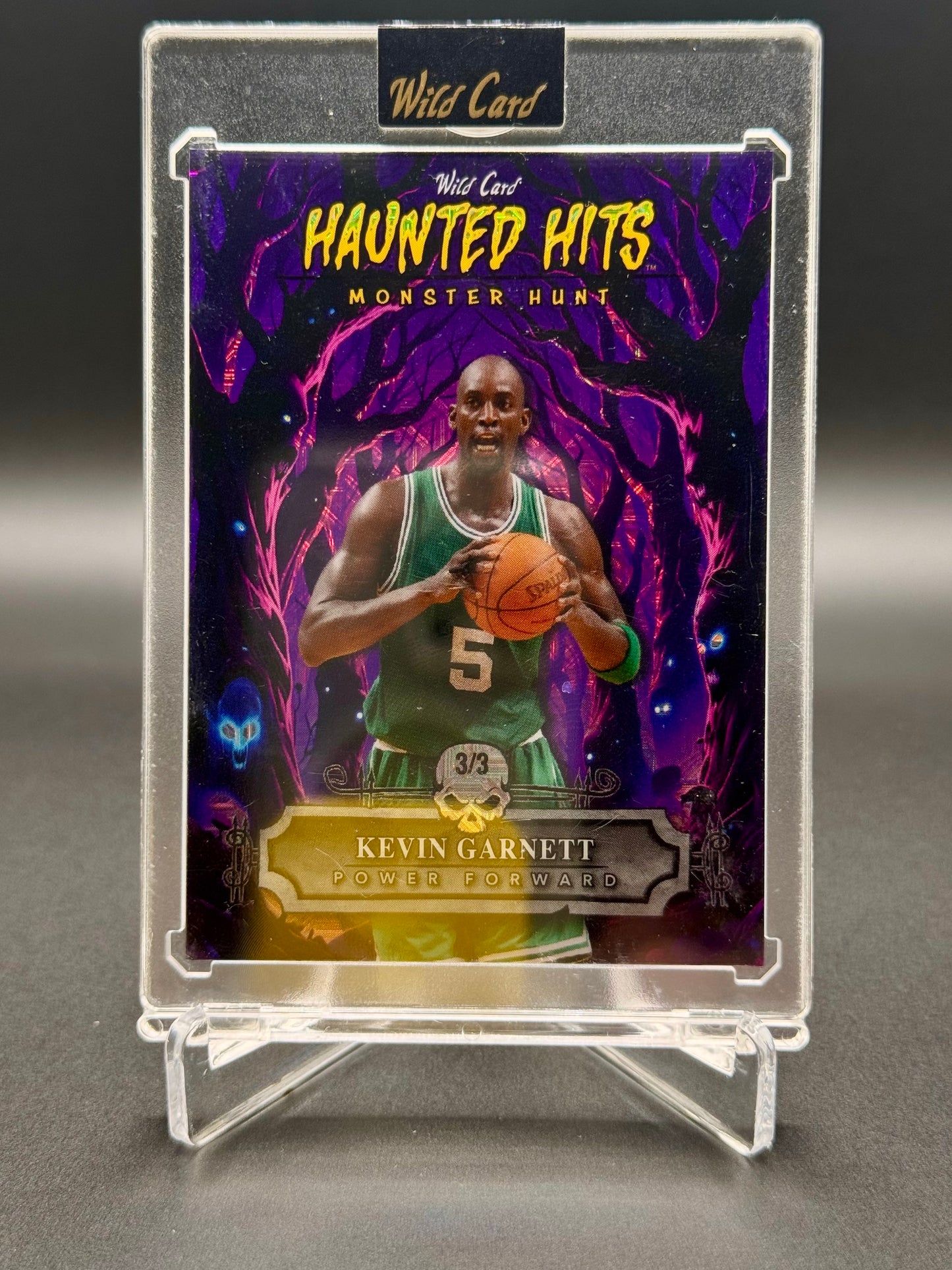 2025 Wild Card Football Kevin Garnett HHW-KG Haunted Hits Monster Hunt /3 Raw Encased