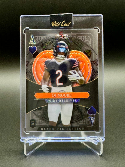 2026 Wild Card Fantasy Football DJ Moore #SDPH-DMN 5 Card Draw Stacked Deck Black Tie Edition 1/1 Raw Encased